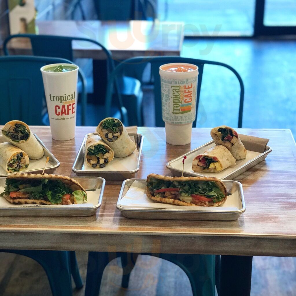 Tropical Smoothie Cafe