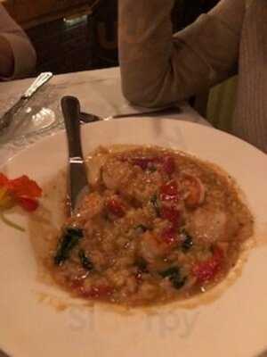 Anthony's Restaurant & Bistro