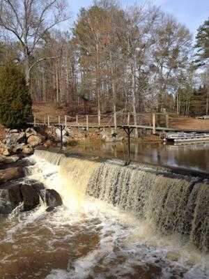 Franks At Old Mill Inc