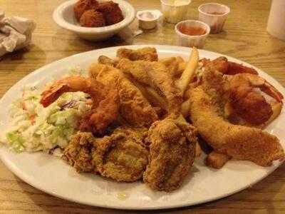 Scott's Catfish & Seafood