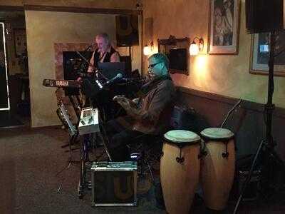 Irises Cafe And Wine Bar