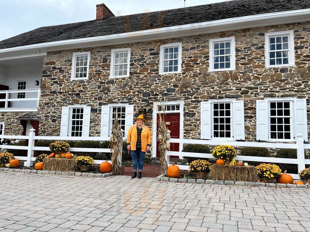 Dobbin House Tavern