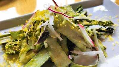 Celilo Restaurant & Bar