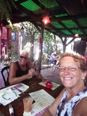 Farnsworth House Tavern