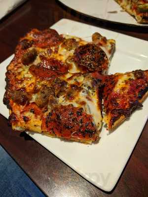 Gillum's Sports Lounge