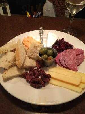 White Buffalo Wine Bar And Bistro