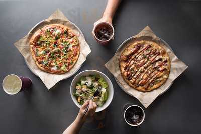 Pieology Pizzeria Hanford Mall