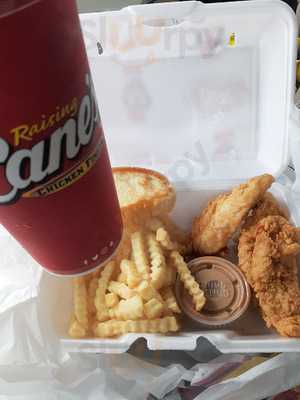 Raising Cane's Chicken Fingers