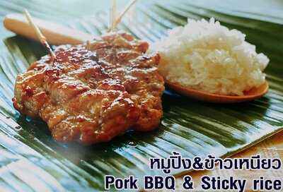 Legends Sports Bar & Grill