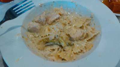 May's Avenue Restaurant