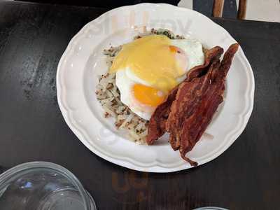 Farmhouse Kitchen And Wares
