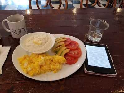 Farmhouse Kitchen And Wares