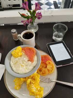 Farmhouse Kitchen And Wares