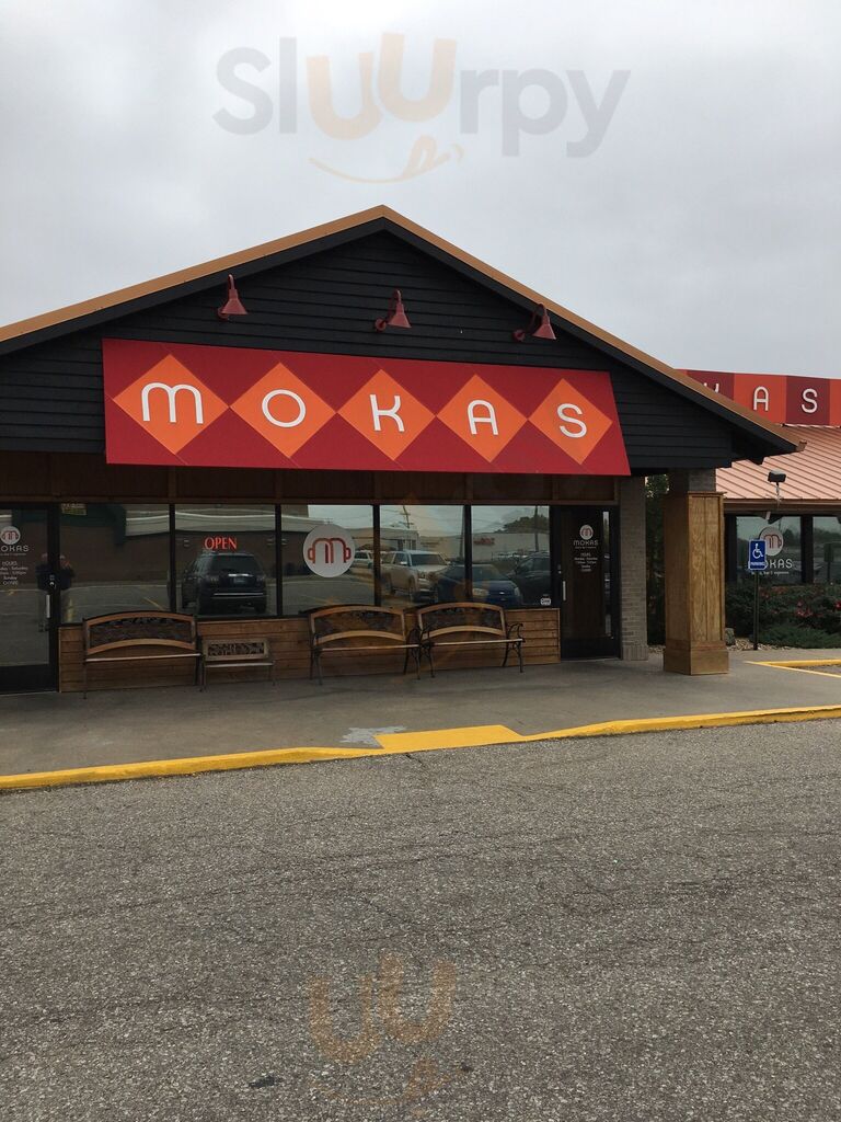Mokas Bakery And Bistro