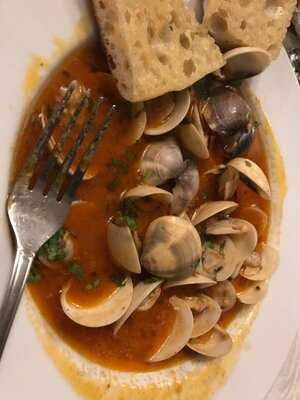 Oxford Waterfront Bistro