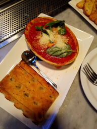 Ninos Ristorante & Pizzeria