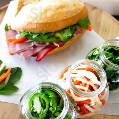 Saigon Sandwich & Bakery