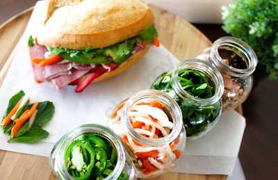 Saigon Sandwich & Bakery