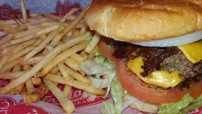 Freddy's Frozen Custard & Steakburgers