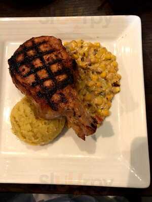 Eighteen Ninety Grille & Lounge