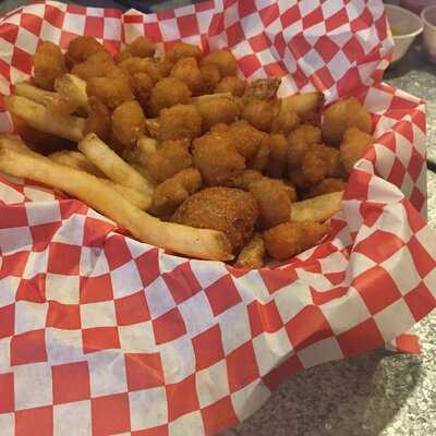 Stumpy's Lakeside Grill