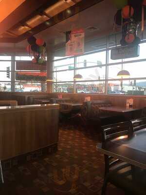 Norms Restaurant