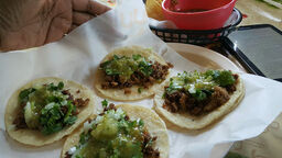 Caza Tacos Restaurant
