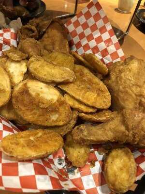 Shakey's Pizza Parlor