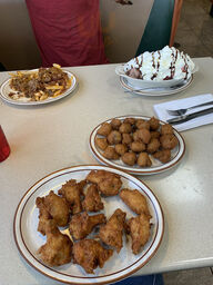 Leo's Coney Island