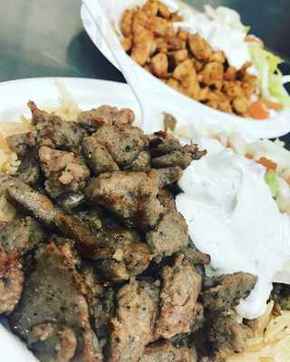 L’aziz Pizza + Eatery