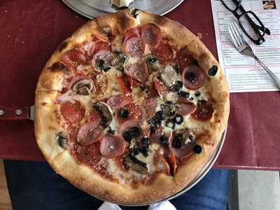 Nizza Pizza Pasta & Subs