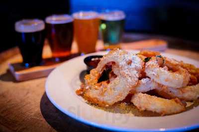 Mondos Draft House
