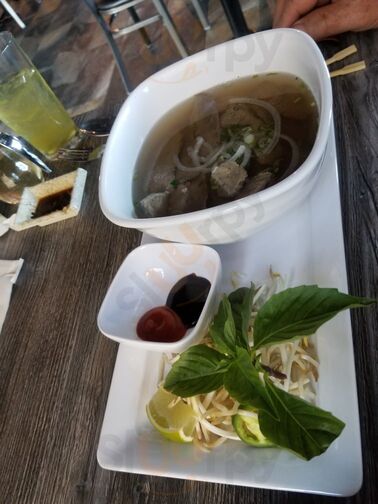 Aduu Bistro Pho And Sushi
