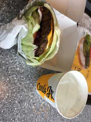 Carl's Jr.