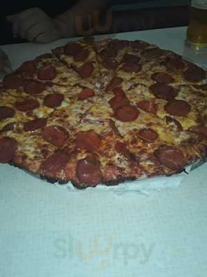 Round Table Pizza