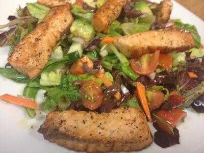 Mama's Pizza Grille & Bistro