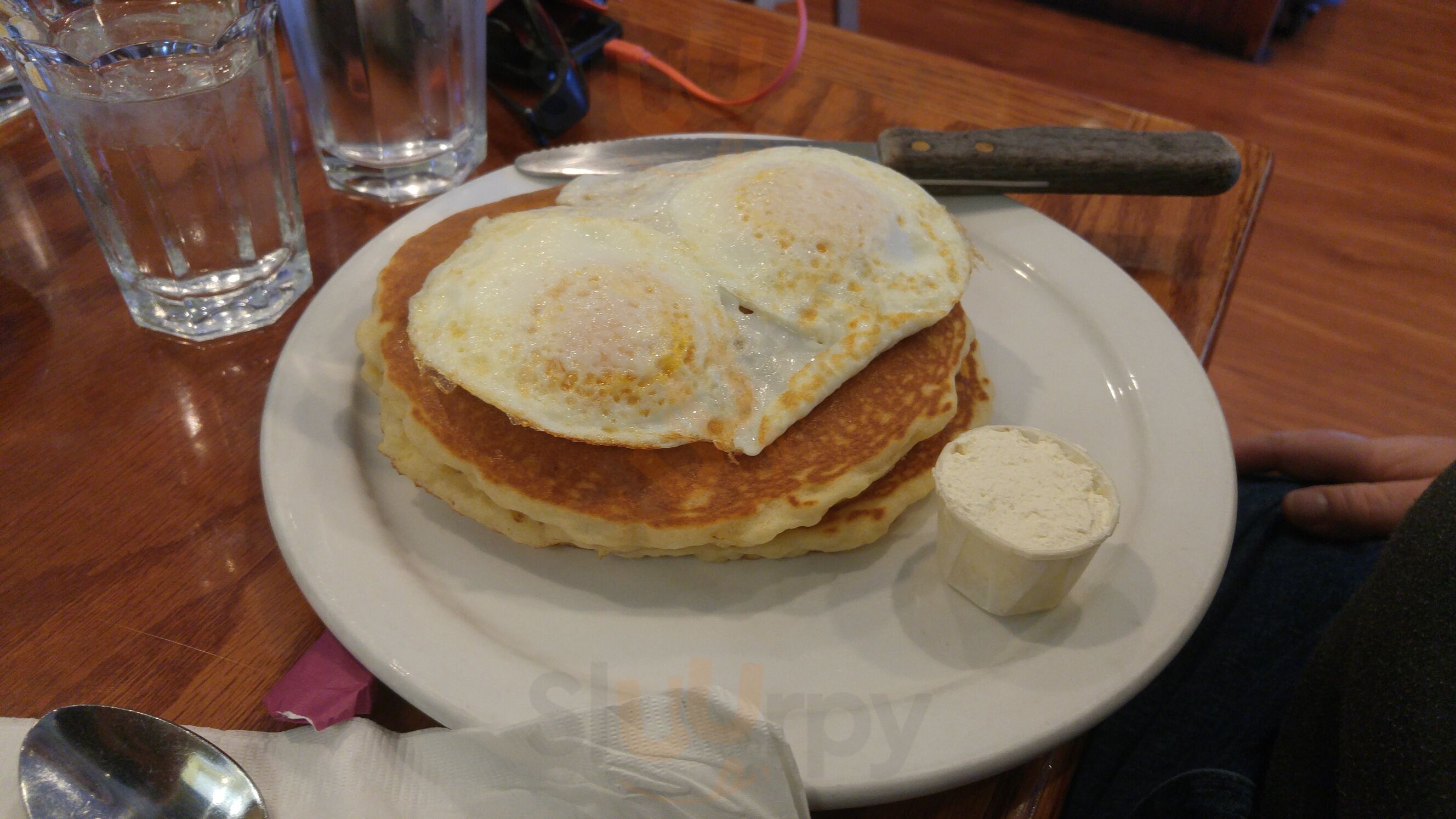 Eli's Golden Apple And Pancake House