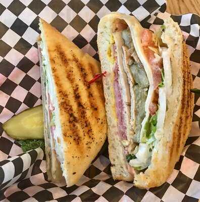 Franklin Square Deli