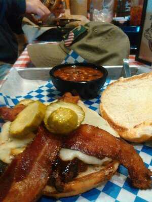 Famous Dave's Bar-b-que