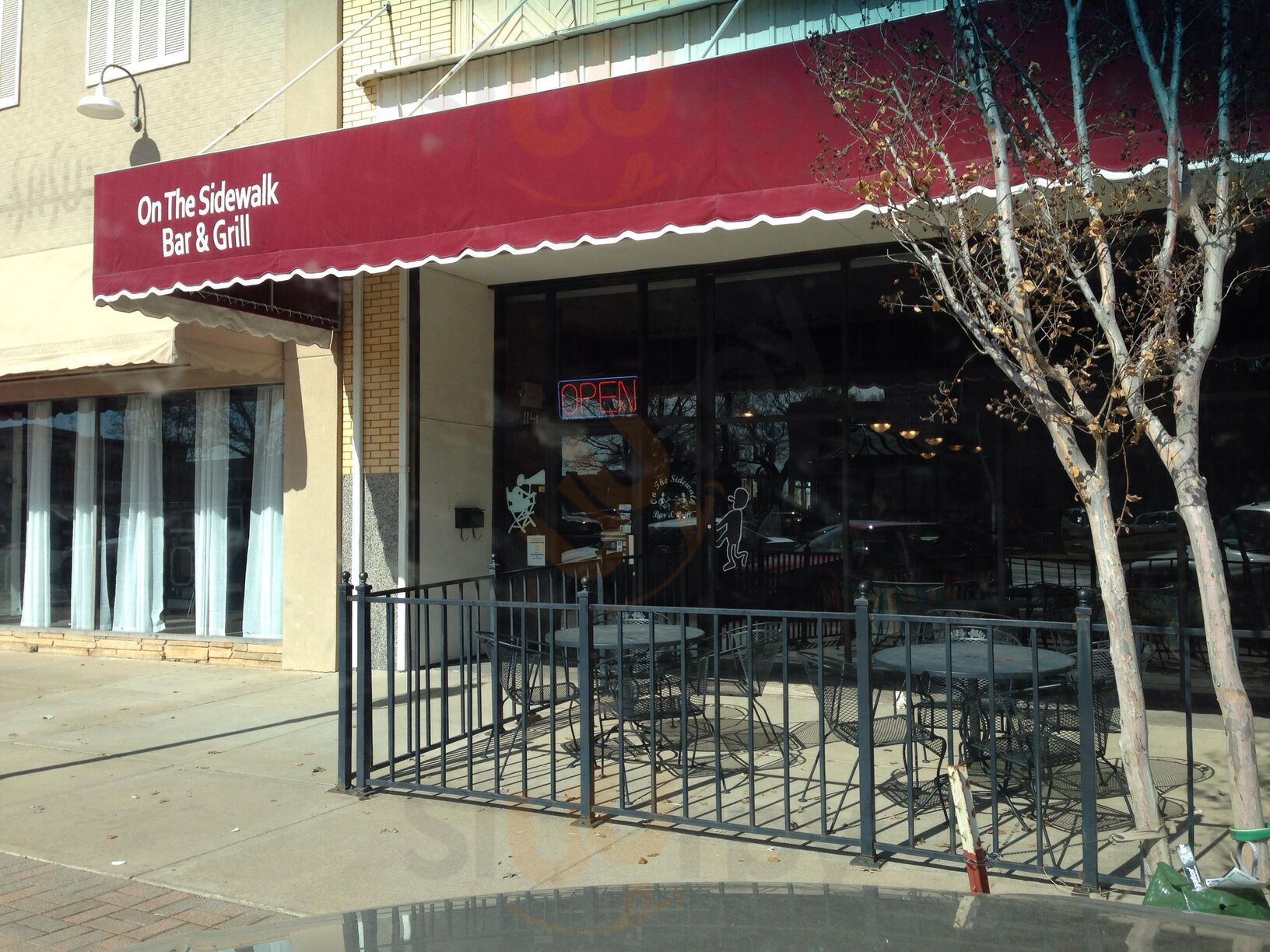 On The Sidewalk Bar & Grill