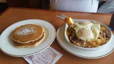 Rainbow Restaurant & Pancake House