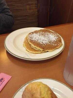 Rainbow Restaurant & Pancake House