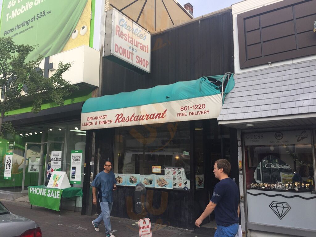 Charlie's Restaurant