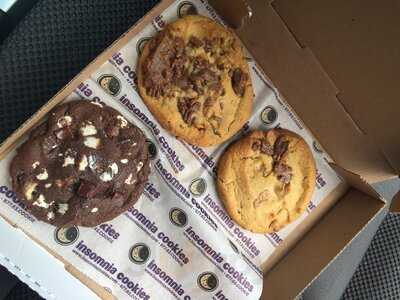 Insomnia Cookies