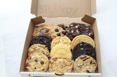 Insomnia Cookies