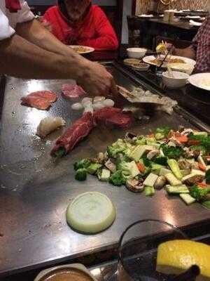 Bisuteki Japanese Steakhouse And Sushi Bar At Four Points Sheraton Boston Logan