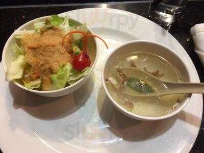 Bisuteki Japanese Steakhouse And Sushi Bar At Four Points Sheraton Boston Logan