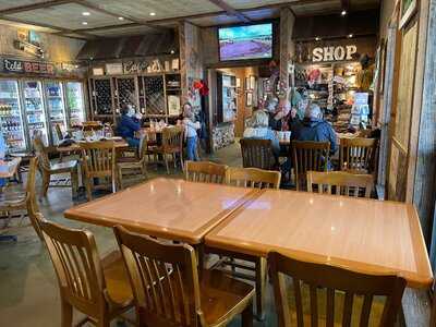 The Ridge Marketplace - Cafe At The Ridge