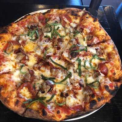 Big Pauly's Wood Fired Pizza