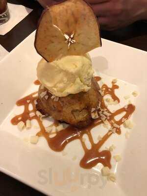 Tavern On The Square